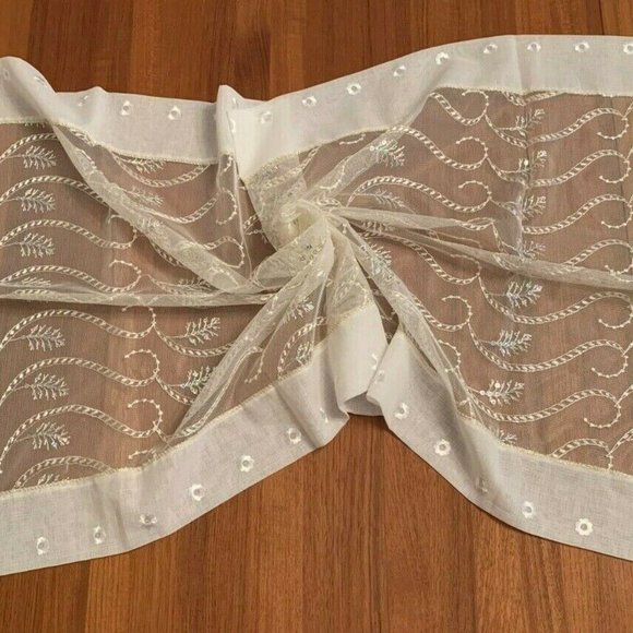 NEW Table Runner/Table Center Piece with Silver Sequins 24"x56" - Picture 2 of 2